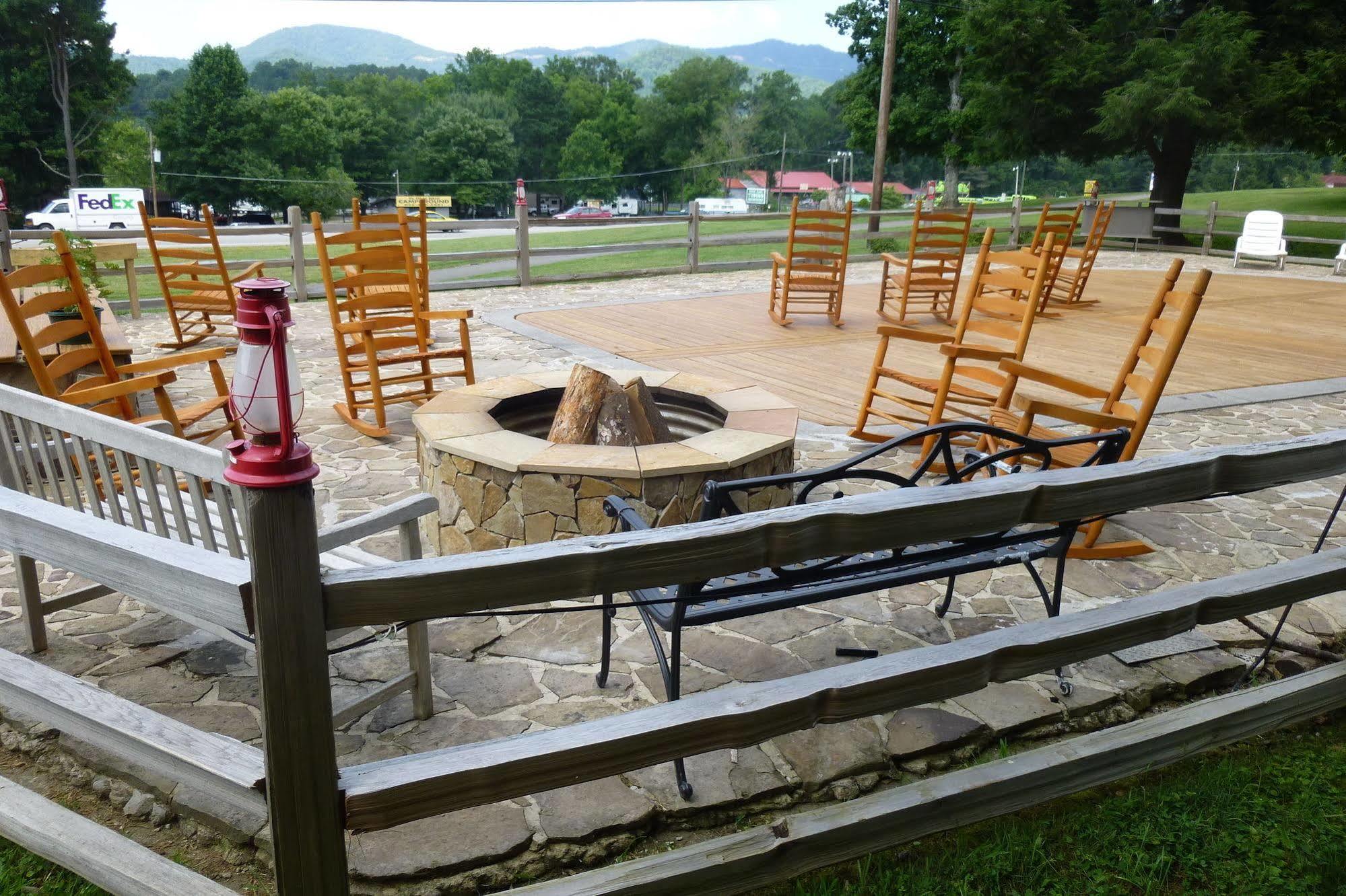 Townsend Gateway Inn מראה חיצוני תמונה